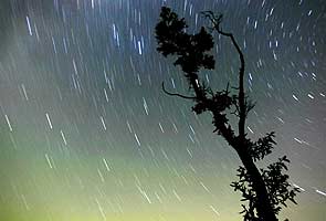 Meteor shower as Earth hits belt of comet debris next week