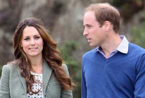 Kate makes first appearance since royal birth