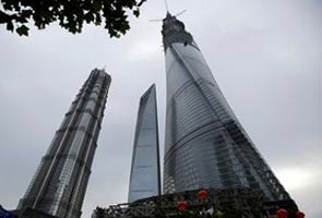 China's tallest building nears finish in Shanghai