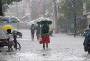 Typhoon Utor hits Philippines; one killed, 23 missing