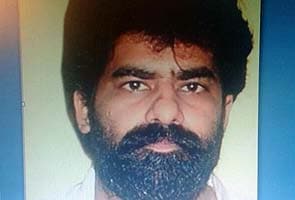 Suspected Indian Mujahideen member Afzal Usmani escapes from court