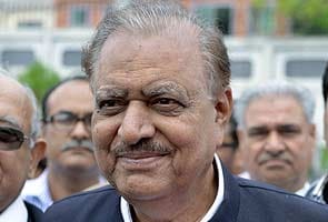 Mamnoon Hussain sworn in as Pakistan's new President