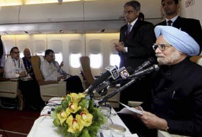 Recent actions will stabilise rupee: PM Manmohan Singh 