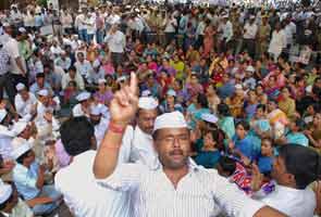 Telangana: battle over Hyderabad intensifies; protests in Assembly, Secretariat