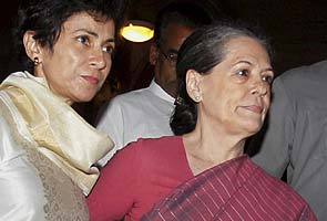 Congress president Sonia Gandhi leaves for medical check-up in US