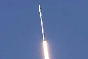 SpaceX launches Canadian satellite from California 