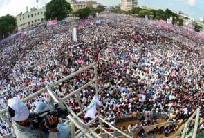 Massive public meet in Hyderabad demands early Telangana 