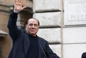 Silvio Berlusconi's 28-year old girlfriend Francesca Pascale tells press she wants to marry him