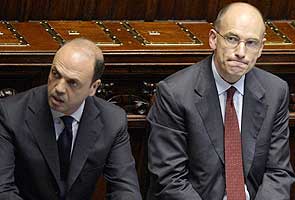 Italy government in crisis after pro-Berlusconi ministers resign