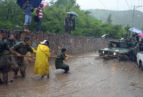 24 dead as tropical storm, hurricane batter Mexico 