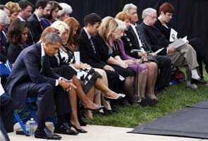 At Navy Yard service, Obama rails against 'routine' of gun violence