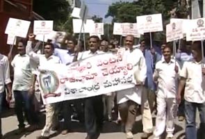 Seemandhra electricity employees begin 72-hour strike