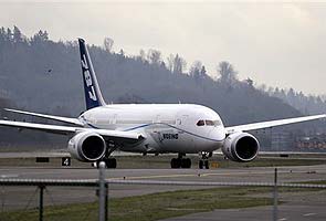 Broken toilet flush forces JAL Dreamliner to turn back