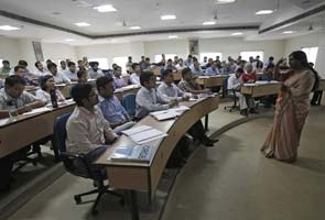  India tries to lure foreign colleges to cash in demographic dividend