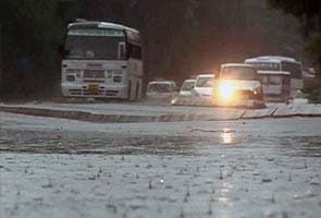 Heavy rain in parts of Delhi causes traffic jams during rush hour