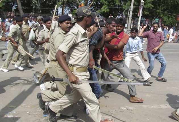 Patna blasts: two arrested, police suspect Indian Mujahideen