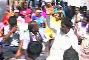 Roads to Tirupati blocked as part of anti-Telangana state protests