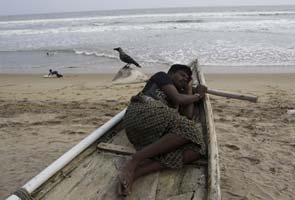 As Cyclone Phailin advances, Odisha coast being evacuated
