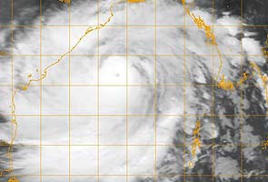 West Bengal takes steps to manage aftermath of Cyclone Phailin