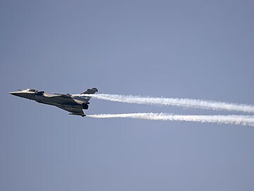 India plays down prospect of early Rafale fighter deal
