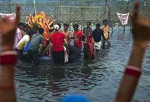 Durga Puja ends in West Bengal with idol immersion