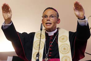 Vatican suspends Germany's 'bling bishop'