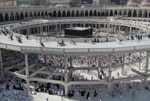 Muslim pilgrims throng Mina as annual hajj begins