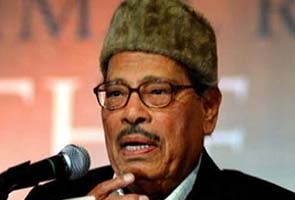 Manna Dey, legendary singer, dies at 94