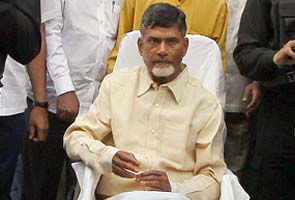 Chandrababu Naidu discharged from hospital, hits out at Congress over Telangana