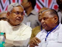 Nitish Kumar welcomes leader from Red Fort area into party, takes another dig at Narendra Modi