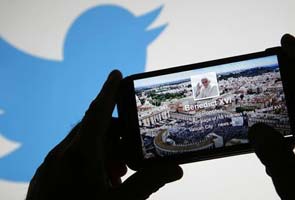 Pope's Twitter account attracts 10 million followers