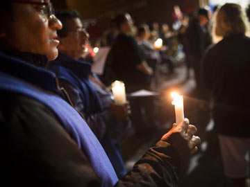 One year on, Sandy survivors to light up shore 