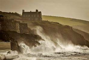 Britain gears up for worst storm in years