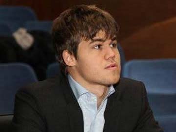 Magnus Carlsen Hits 2870 ELO Rating Again