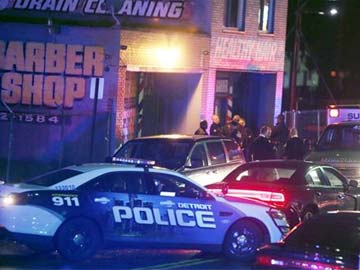 Two killed, seven hurt in Detroit barbershop shooting