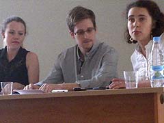 Edward Snowden seeks the world's help against US charges
