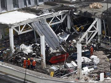 Third section of Latvian supermarket roof collapses