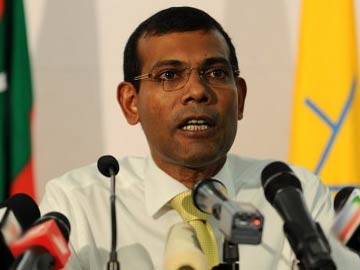 Crisis-hit Maldives votes again