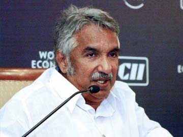 Fire and smoke at Kerala Chief Minister Oommen Chandy's programme venue