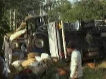 21 killed as truck carrying them overturns near Belgaum in Karnataka