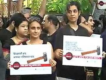 Mumbai: Milind Deora seeks Sonia Gandhi's help in Campa Cola demolition issue