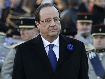 Seventy arrested as France's Francois Hollande booed at WWI tribute