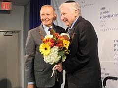US Holocaust survivor meets Polish saviour 70 years on