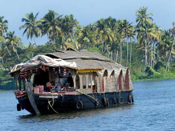 Kerala named among top ten holiday destinations