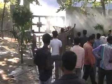 Violence outside sugar mill in Lakhimpur Kheri over farmer's suicide