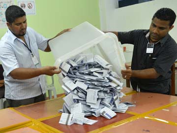 Maldives presidential polls postponed again, run-off on November 16