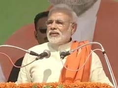 Better to be tea-seller than sell out the nation: Narendra Modi