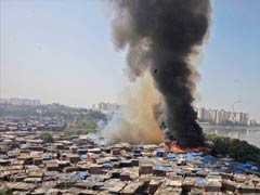 Mumbai: over 800 shanties destroyed in fire, one dead