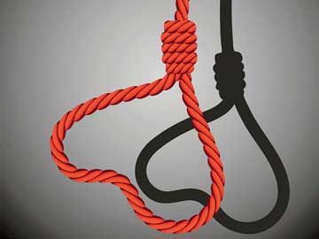 Mumbai: Man records suicide video, blames wife for death