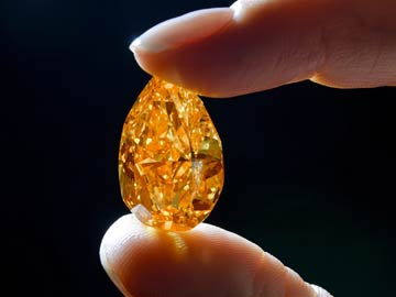 World's largest orange diamond to be auctioned in Geneva